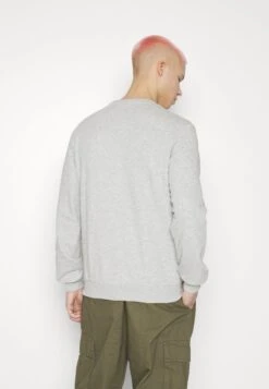 Fila BRUSTEM CREW - Sweatshirt - Light Grey Melange -Fila Verkaufe 01562ba625214e1680ab4d3d16986ea3