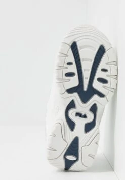 Fila STRADA KIDS TEENS - Sneaker Low - White -Fila Verkaufe 1931ca399f9a404f82ab175785936fdb