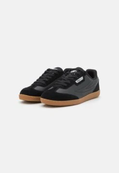Fila BYB ASSIST UNISEX - Sneaker Low - Black -Fila Verkaufe 2904d44c765d4edc9015f6dba9c14b62