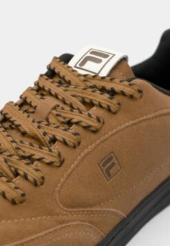 Fila SLANTSHOT - Trainers - Chipmunk/black -Fila Verkaufe 33230fb31db34f42bbbf1f564a6b1b21