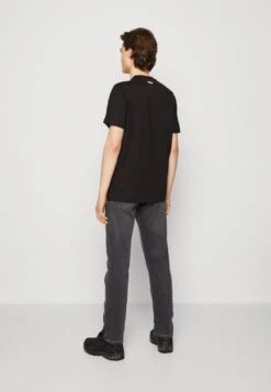 Fila BELLANO TEE UNISEX - T-Shirt Print - Black -Fila Verkaufe 343691ec69624f388c0c65c357843aca