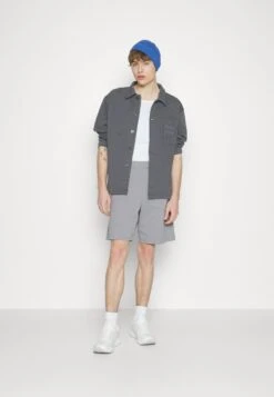 Fila CORRALEJO JACKET - Leichte Jacke - Iron Gate 13 Fila CORRALEJO JACKET - Leichte Jacke - Iron Gate -Fila Verkaufe 3b5bb9333c96485d9d4491394e441197