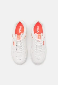 Fila C. COURT UNISEX - Sneaker Low - White/fiery Coral 11 Fila C. COURT UNISEX - Sneaker Low - White/fiery Coral -Fila Verkaufe 49cbc518254c4779a71e12f080a99941