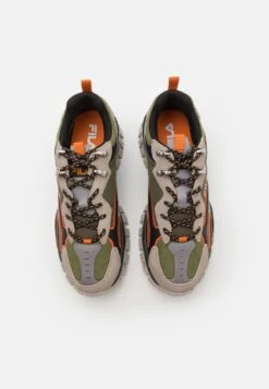 Fila RAY TRACER TR2 UNISEX - Sneaker Low - Olive Night/orange/pepper -Fila Verkaufe 4a963c4f0c3c450cb5152e83d5249f7a