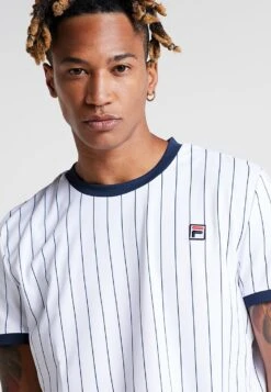 Fila STRIPES - T-Shirt Print - White/peacoat Blue -Fila Verkaufe 567f715e8e1b4fb5bf647fcb8e55e62f