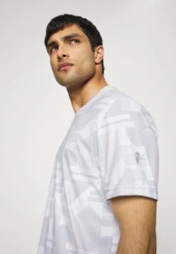 Fila RECANTI REGULAR TEE - T-Shirt Print - White -Fila Verkaufe 5baff405296b4dfc98a5a130081a7931