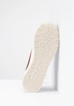 Fila UNISEX ORBIT - Sneaker Low - White Dress Blues 12 Fila UNISEX ORBIT - Sneaker Low - White Dress Blues -Fila Verkaufe 610304dea9a14f7693bbd097a107c5d3