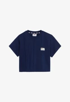 Fila APPAREL TAUCHA CROPPED TEE WITH PINTUCKS - T-Shirt Print - Medieval Blue 12 Fila APPAREL TAUCHA CROPPED TEE WITH PINTUCKS - T-Shirt Print - Medieval Blue -Fila Verkaufe 77554b3811c444ecbbfd0a717090214d 1