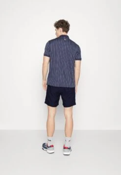 Fila LEON - Kurze Sporthose - Navy 10 Fila LEON - Kurze Sporthose - Navy -Fila Verkaufe 7eacfed5de6c4de1b8827ad455e2466f