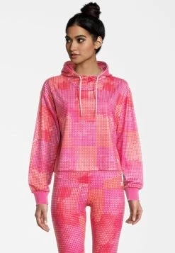 Fila RIVES AOP - Kapuzenpullover - Bittersweet Pills Camo Aop 13 Fila RIVES AOP - Kapuzenpullover - Bittersweet Pills Camo Aop -Fila Verkaufe 7f2583407d7b4dc8a8335613d0cd60d1 1