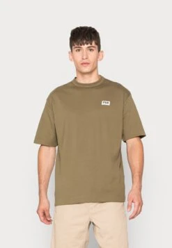 Fila TAIPAS OVERSIZED TEE - T-Shirt Print - Burnt Olive -Fila Verkaufe 865bf41c07cf42f2822f2d01600b74cc 1