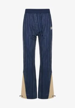 Fila TORRELAVEGA - Stoffhose - Medieval Blue Antique White