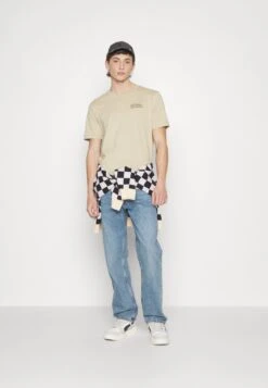 Fila BORNE REGULAR GRAPHIC TEE - T-Shirt Print - Fields Of Rye -Fila Verkaufe 9d36784916a148439459b34c98dcb901