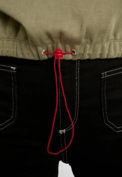 Fila URA HALF ZIP - Sweatshirt - Deep Lichen Green -Fila Verkaufe a4d59bc0af284cfb9cdea5576c68670d