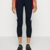 Fila LEGGINGS ELLIE - Tights - Peacoat Blue/red/white 1 Fila LEGGINGS ELLIE - Tights - Peacoat Blue/red/white -Fila Verkaufe a595d3119e014d549f262fcff0fc0111