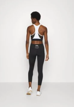 Fila RABENAU HIGH WAIST - Tights - Black Beauty/lucent White -Fila Verkaufe acc8d422a4d34b7fabb2408420a26513