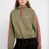 Fila URA HALF ZIP - Sweatshirt - Deep Lichen Green -Fila Verkaufe bbc495ab5e414cccbcb679d32ede3bfe