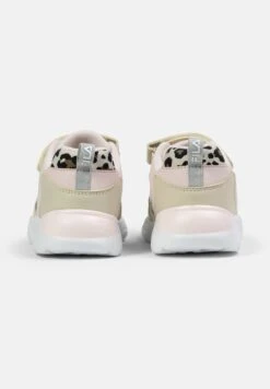 Fila VENTOSA - Sneaker Low - Oyster Gray Mauve Chalk -Fila Verkaufe c375176db42b410ab03f03c15ba319b5