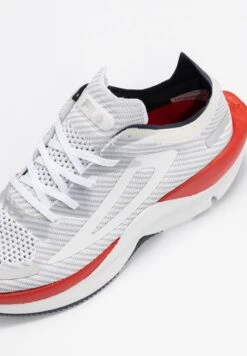 SHOCKET RUN - Trainingsschuh - White High Risk/red Fila Navy -Fila Verkaufe c6ecfbbc02004303a44336be24eca768