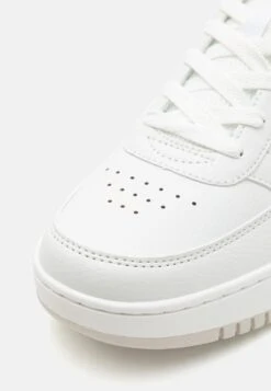 Fila REGA - Trainers - White -Fila Verkaufe cefd0033c9e74435a958be43f554fd6b