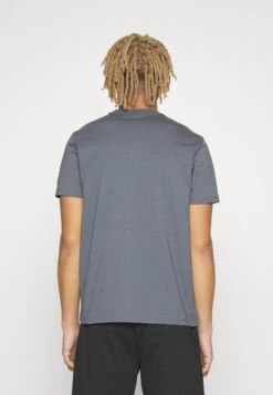 Fila BERLOZ TEE - T-Shirt Basic - Iron Gate -Fila Verkaufe d5cd73bc9b2a4cbfbcad006d8bd8dc7c