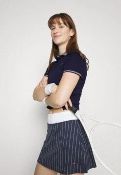 Fila EMMA - Poloshirt - Navy 11 Fila EMMA - Poloshirt - Navy -Fila Verkaufe d73dce55a06a4132843339207cc5ebd1