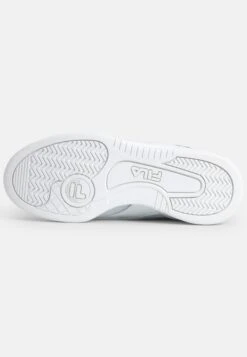 Fila WAYNE - Trainers - White Nimbus Cloud -Fila Verkaufe d9006c875bba4e81a38ba5b5e4162e94