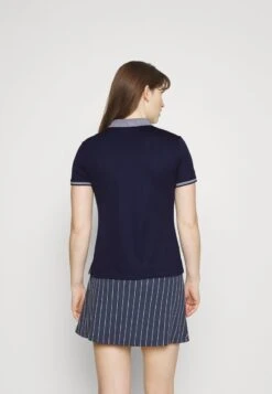 Fila EMMA - Poloshirt - Navy 10 Fila EMMA - Poloshirt - Navy -Fila Verkaufe f72bff8b4a804de88347dc9135d995c9