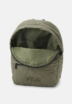 Fila BINAN GRAPHIC SOFT BACKPACK COOL TWO UNISEX - Tagesrucksack - Burnt Olive -Fila Verkaufe f952edad01e54a0b8b1cb49d97ed3436